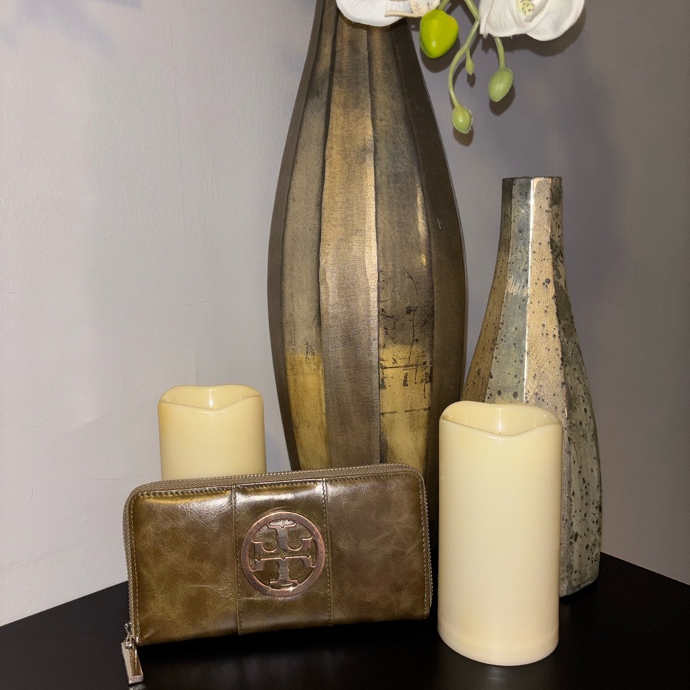 Tory Burch Metallic Gold Zip Wallet